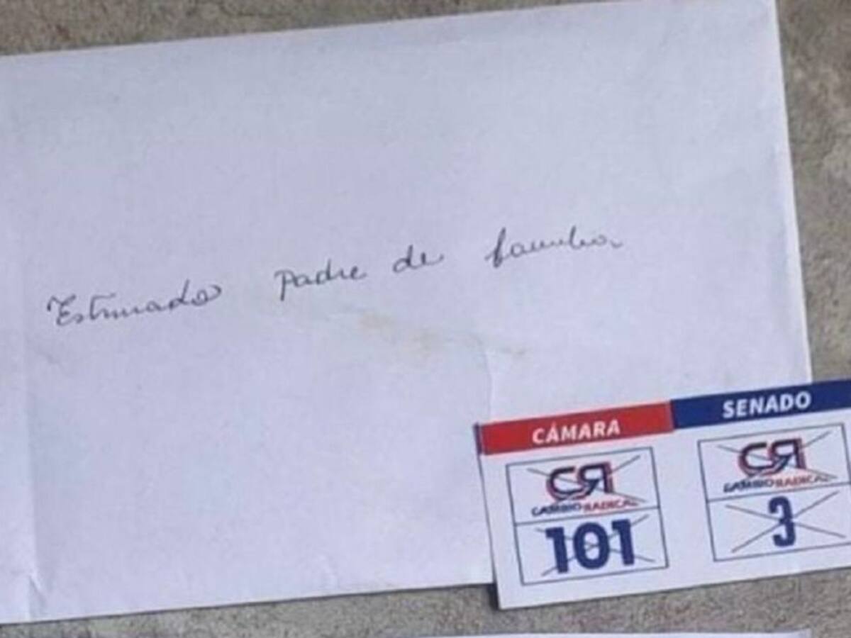 Denuncian que colegio en Soledad envía a padres una "pedadogía electoral"