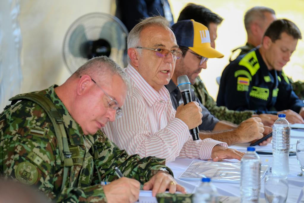 Ministro de Defensa, Iván Velásquez, en el Meta. Cortesía Nelson Cárdenas, Presidencia de la República.