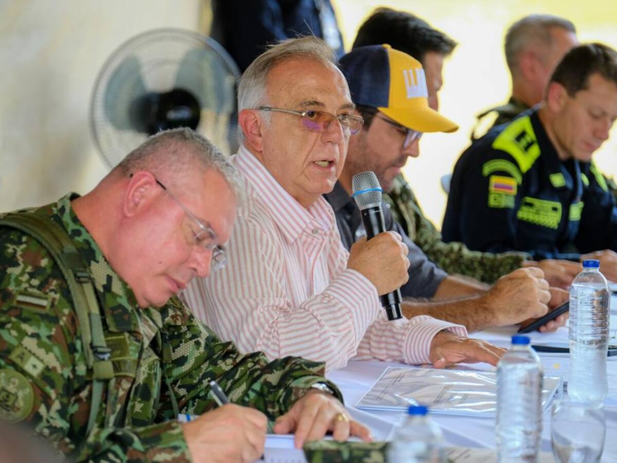 “Como dijo el presidente el cese al fuego no es licencia para traquetear”: Velásquez