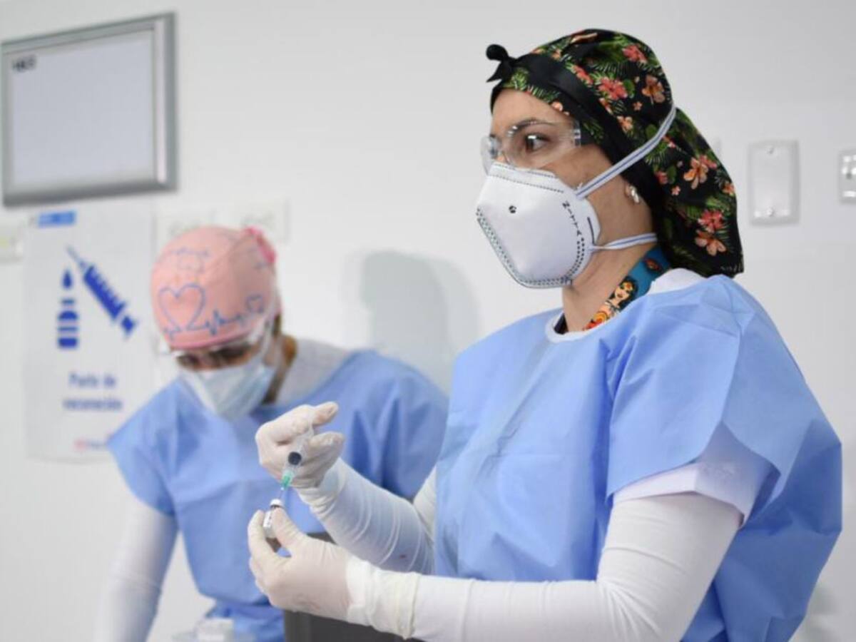 Hospitales en Quindío no han recibido dineros para vacunación contra COVID