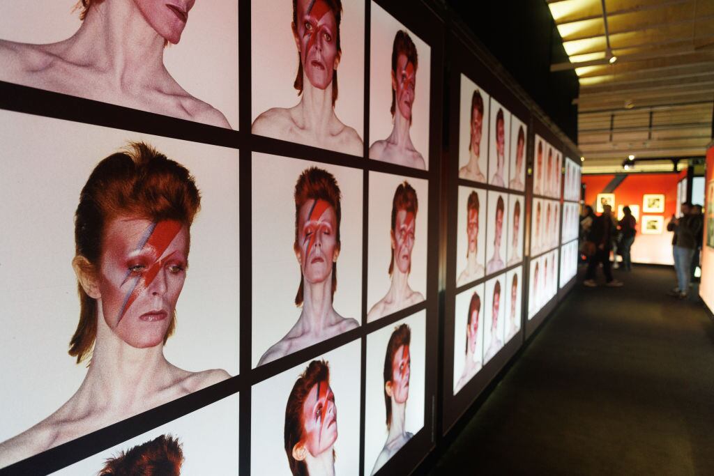 Exposición de David Bowie / Eduardo Parra/Europa Press via Getty Images)