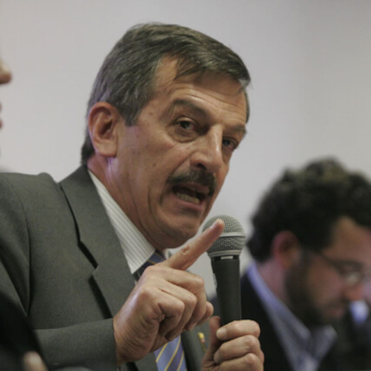 Claret Vargas: el estatuto que permitiría buscar en EE.UU. justicia contra Plazas Vega por caso Urán
