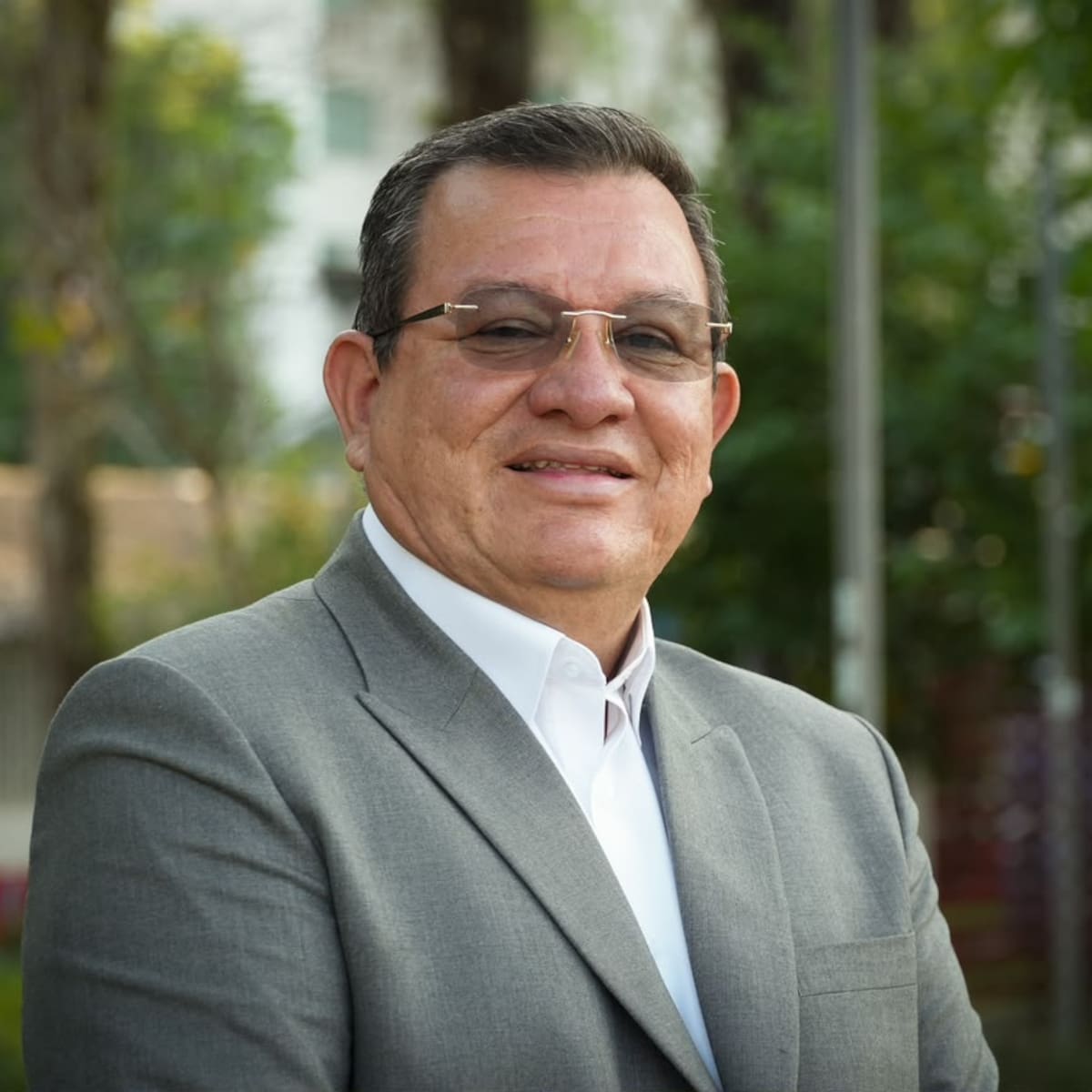 La historia de John Jairo Méndez, nuevo rector de la Universidad del Tolima: perfil y recorrido