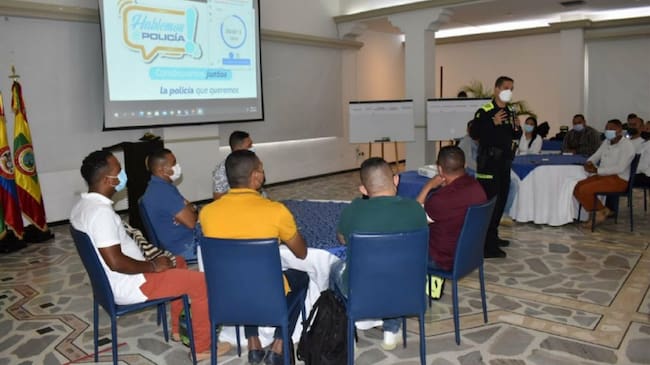 El espacio estuvo enfocado principalmente en fortalecer el servicio de Policía y su transformación integral.