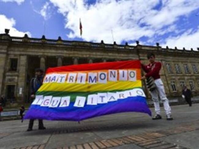 Guerrilla dice que es inaceptable que el Congreso haya hundido matrimonio gay