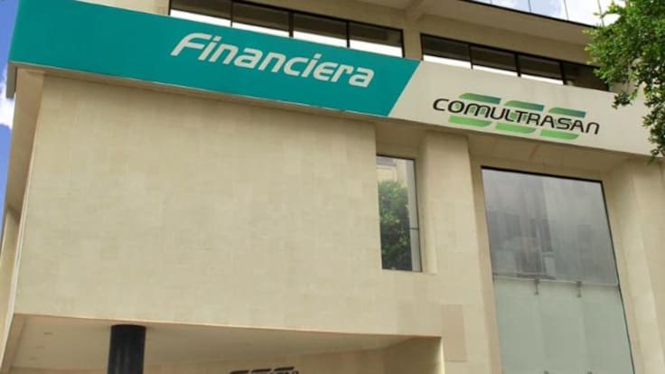 Luz Mary Blanco, gerente del Área Comercial de Financiera Comultrasan