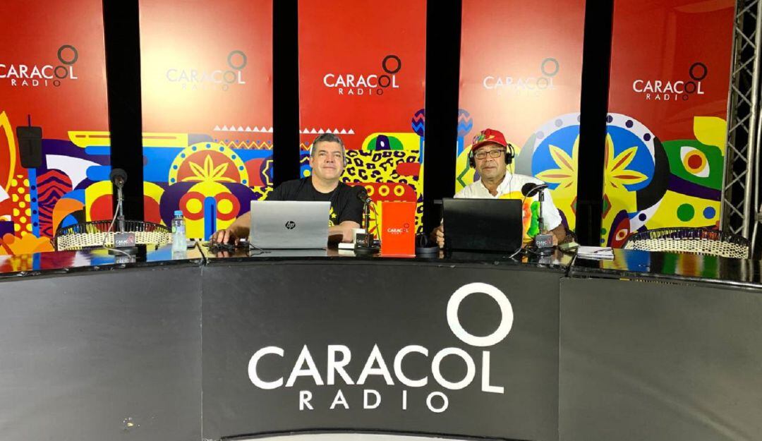 Mesa de trabajo en el Gran Malecón del Río