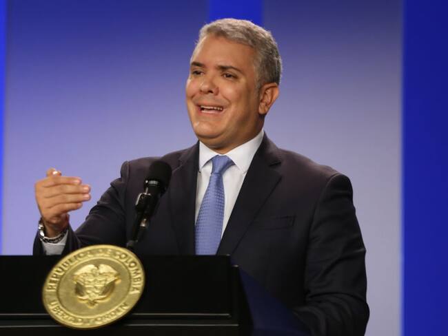 Con tutela buscan que presidente Duque cierre fronteras aéreas de Colombia