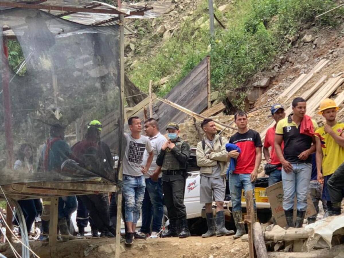 Dos personas heridas, tras explosión en el interior de una mina en Marmato
