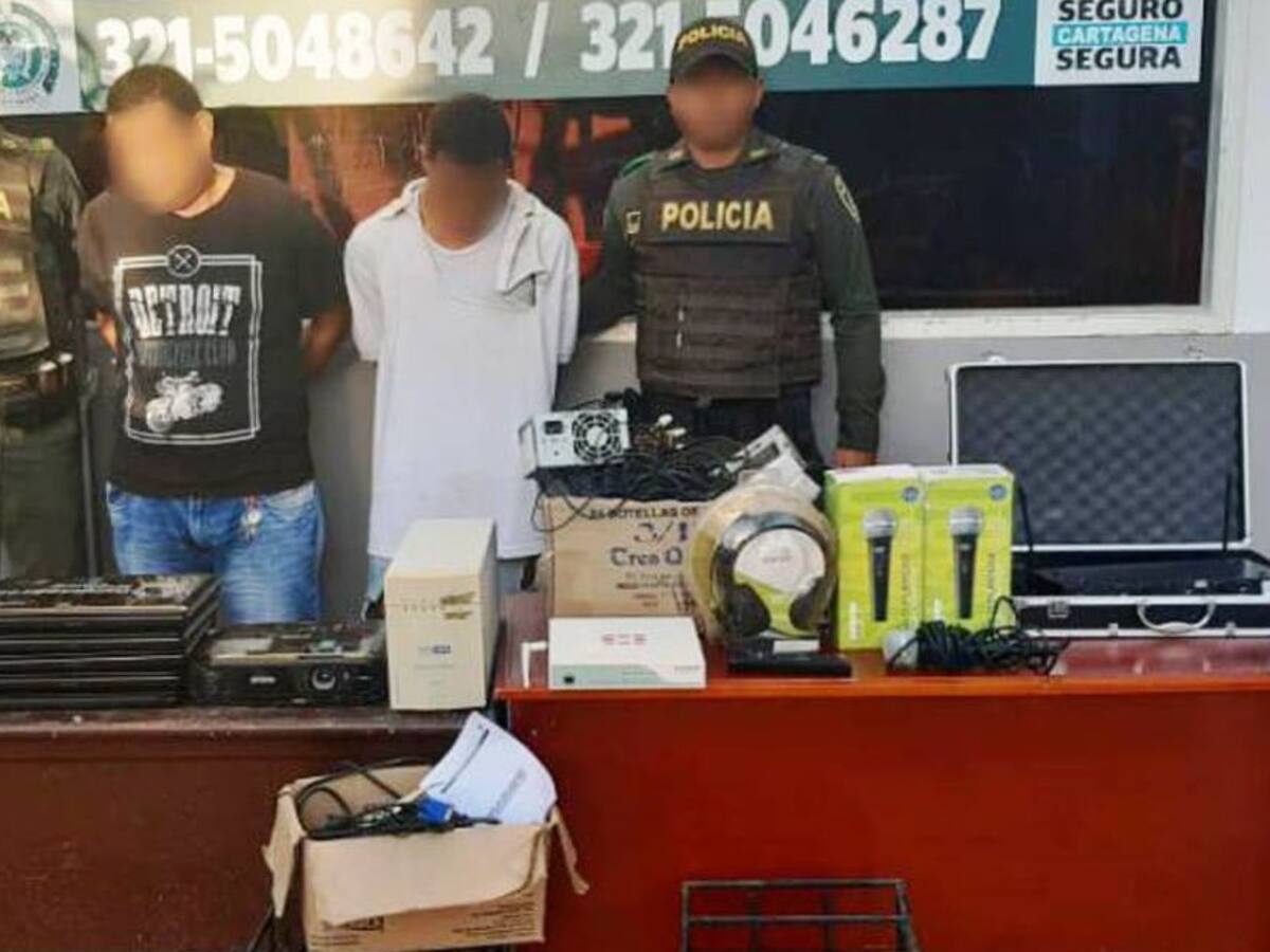 Recuperan elementos tecnológicos hurtados en un colegio de Cartagena
