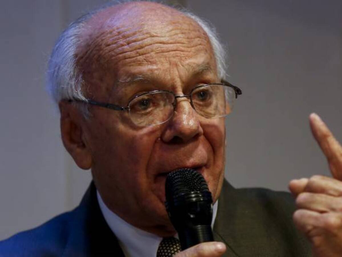 Las Farc quieren utilizar a las FF.MM. para sacar provecho: Acore