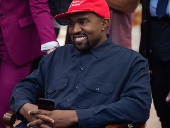 ¿Por qué Kanye West reveló a todo el mundo la contraseña de su celular?