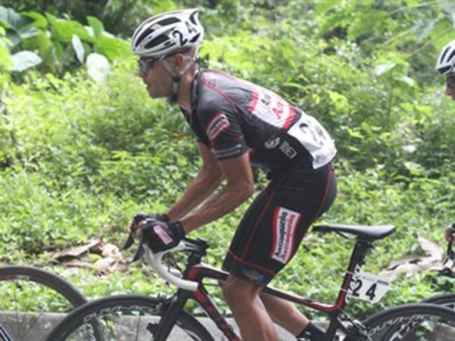 Mauricio Ortega es nuevo líder y se metió en la pelea por ganar la Vuelta a Colombia
