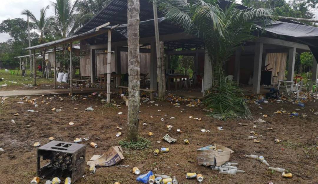 Bazar donde se desarrolló el operativo militar en la vereda del Alto Remanso en Putumayo.                 Foto: Caracol Radio 