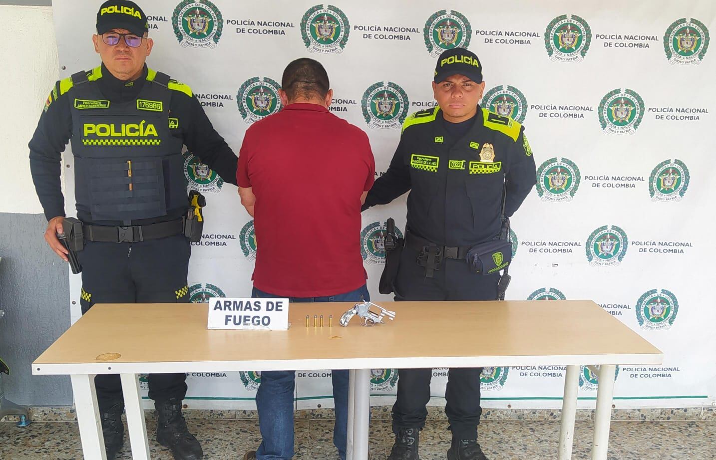 Capturado por haber disparado contra su pareja.