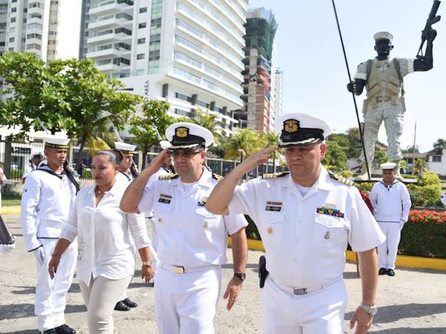 Armada conmemora el día de los héroes en Cartagena
