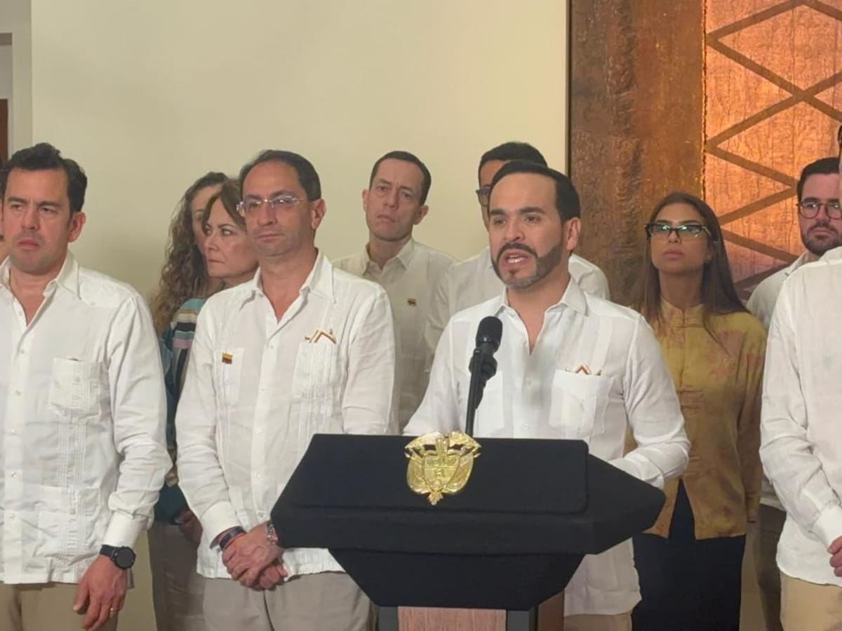 De la Espriella ordenó revisar toda la contratación estatal para desmontar “roscas” y redes de poder