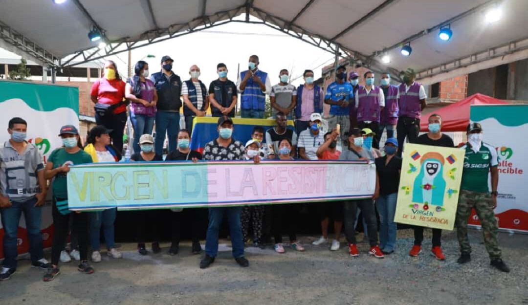 Manifestantes en “Virgen de la Resistencia”