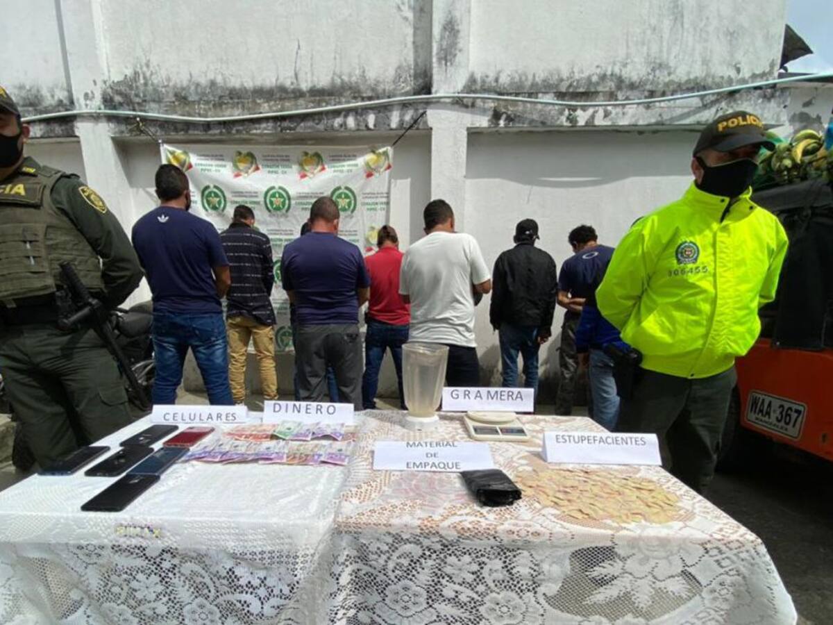 Capturan a 10 personas por tráfico de estupefacientes en Filadelfia