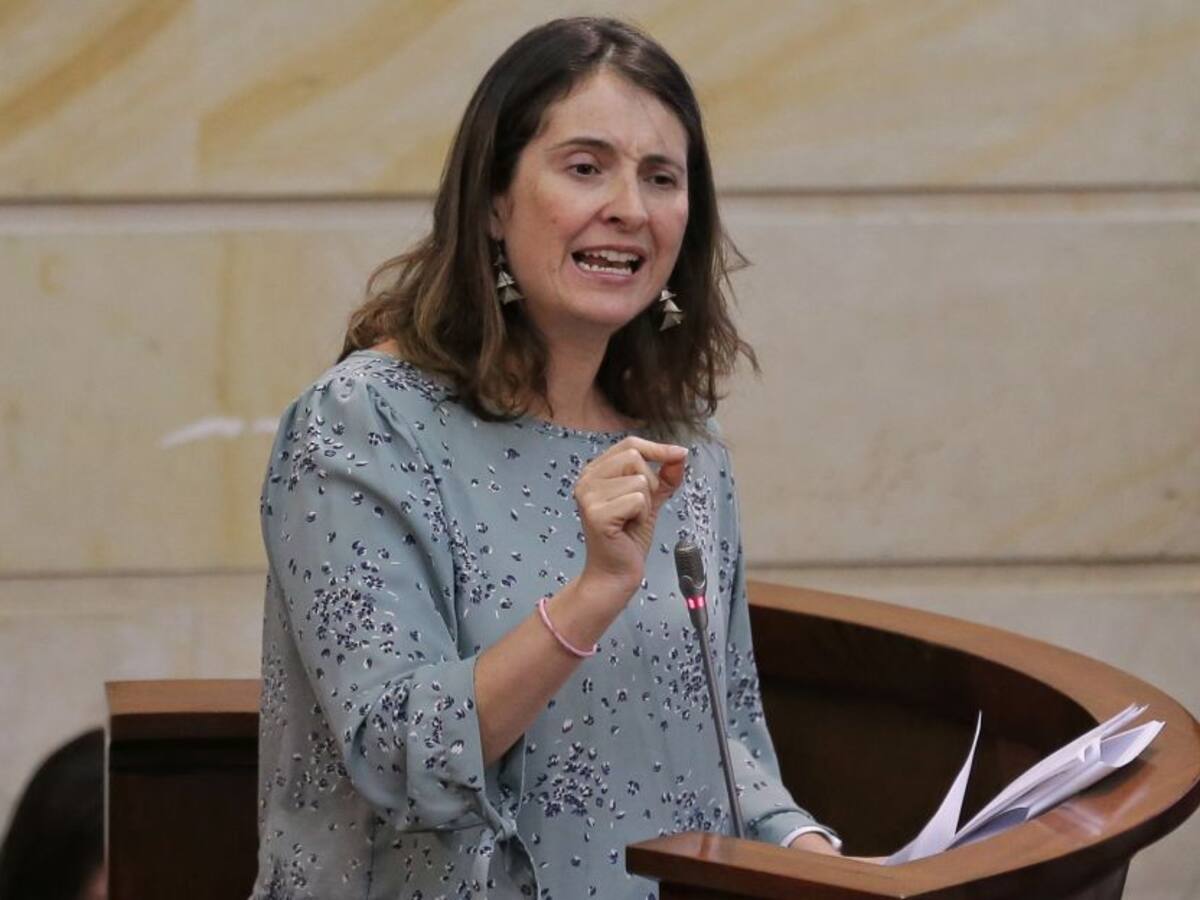 “Los militares requieren una justicia justa”: Valencia sobre reforma a JEP