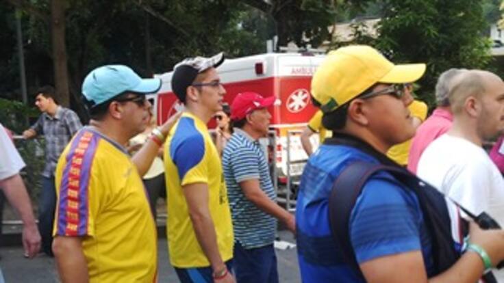 Miles de ecuatorianos viajan a Curitiba para apoyar a su selección