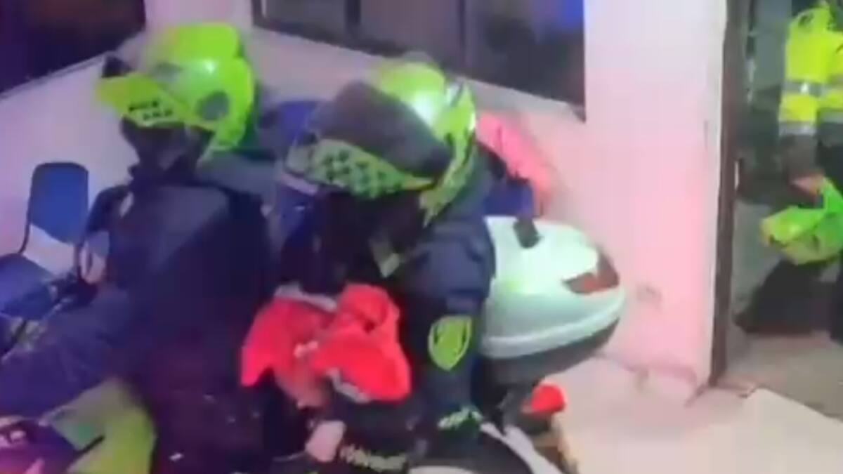 Patrulleros de la Policía y el rescate de la bebé abandonada en Quindío