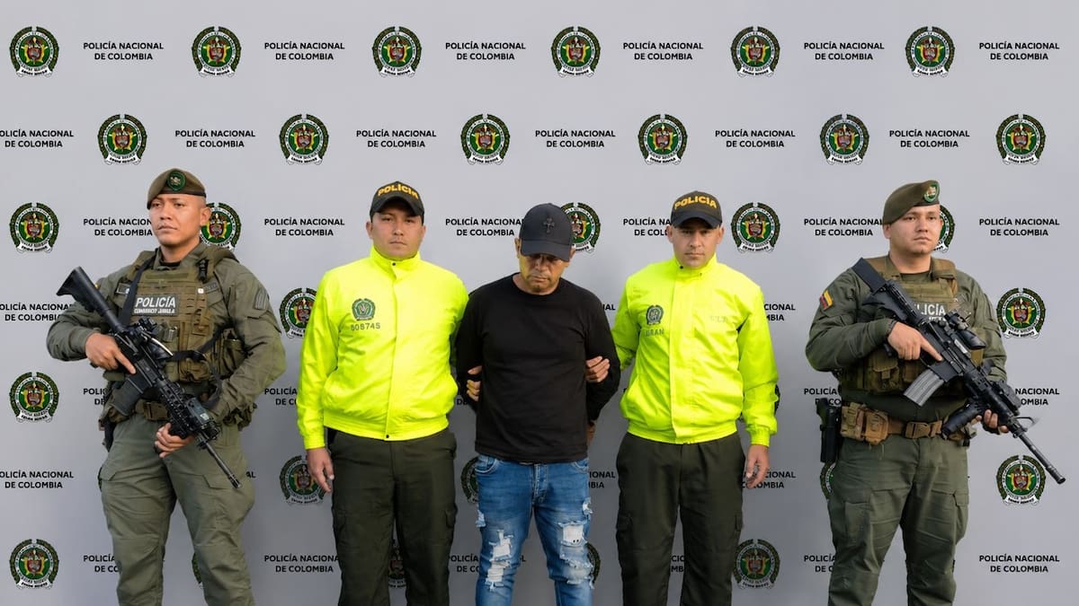 ‘Fantasma’ capturado por la Policía intercambiaba cocaína por material de guerra con ‘Jhon Mechas’