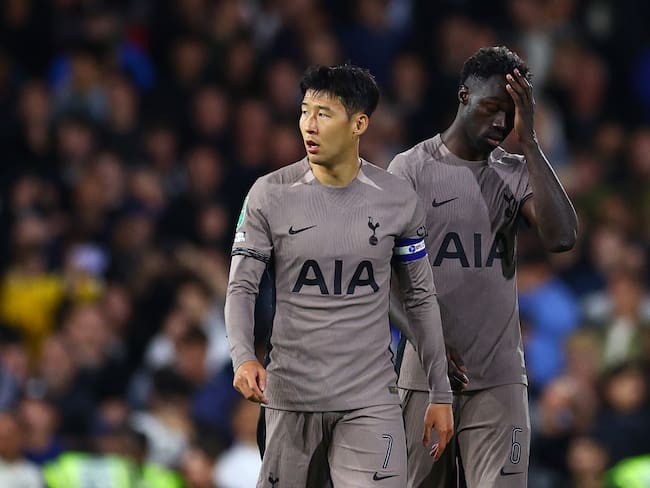 Dávinson Sánchez desperdició la pena máxima que significó la eliminación del Tottenham Hotspur. (Photo by Clive Rose/Getty Images)