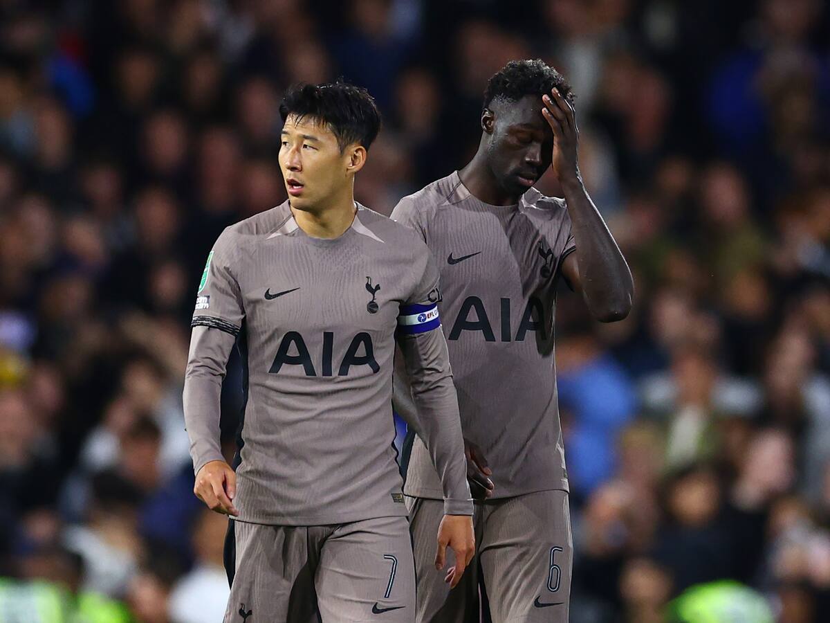 Dávinson Sánchez erra la pena máxima que significa la eliminación del Tottenham de Copa