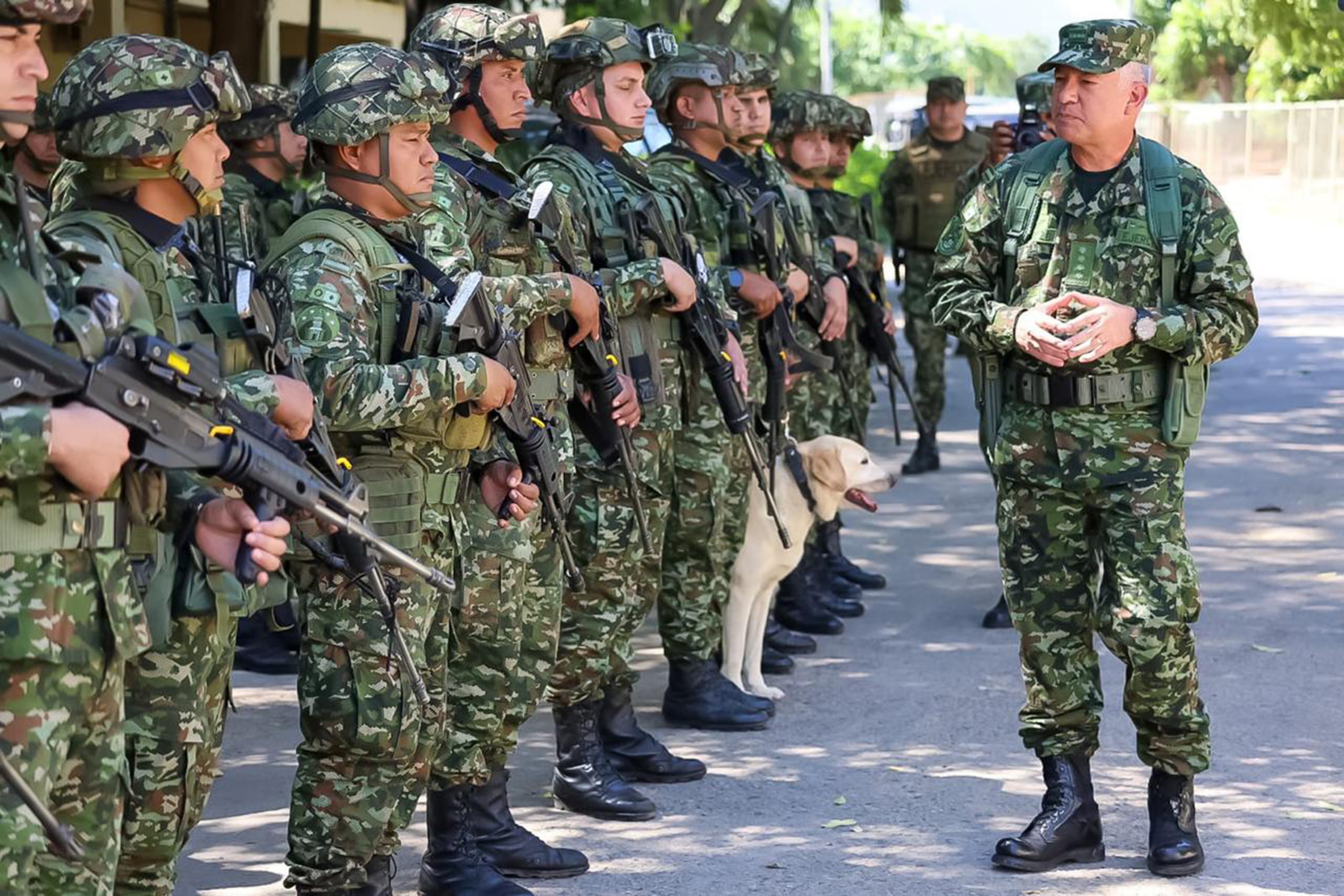Soldados trasladados a la zona del Catatumbo, este domingo, en Cúcuta (Colombia).  EFE/ Ejército Nacional de Colombia