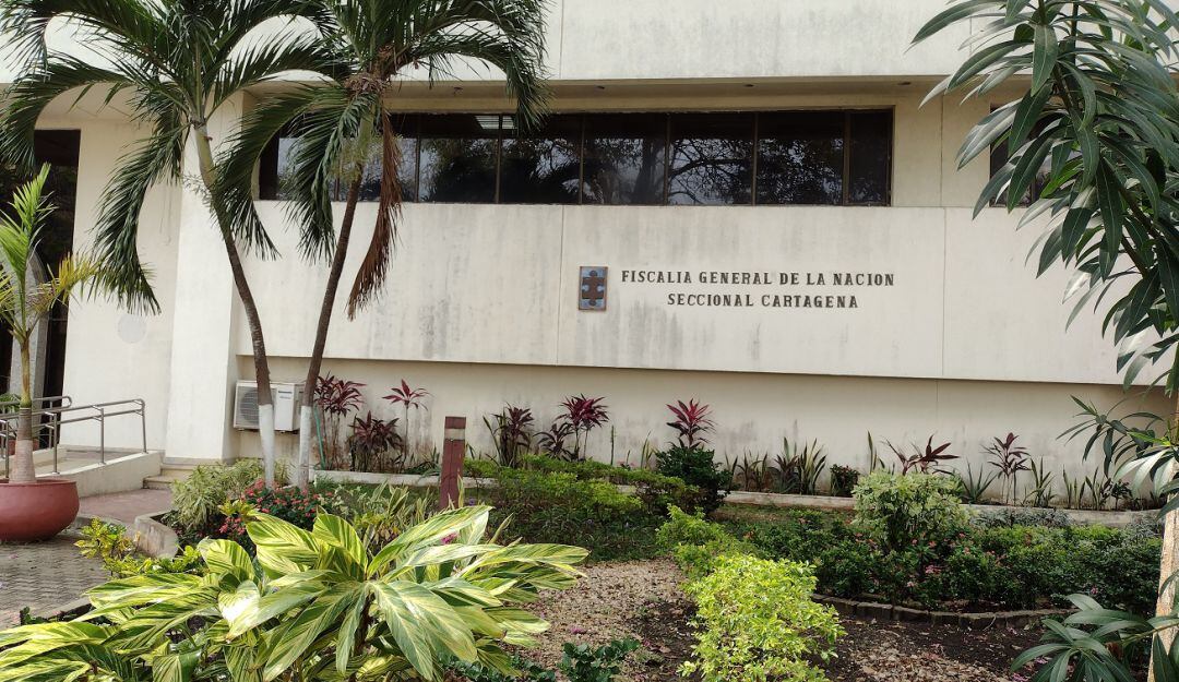 Cinco personas presuntamente alteraron los sistemas informativos de una empresa de giros para apropiarse de 240 millones de pesos