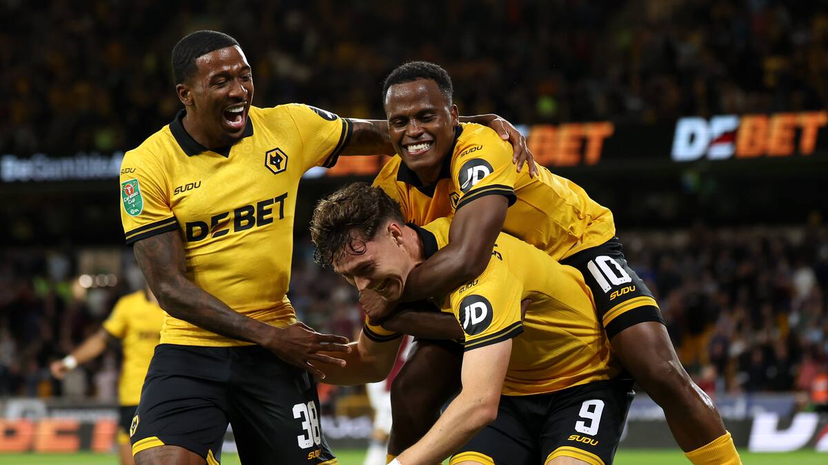 Wolverhampton consigue agónica remontada en Carabao Cup: así le fue a Jhon Arias y Yerson Mosquera