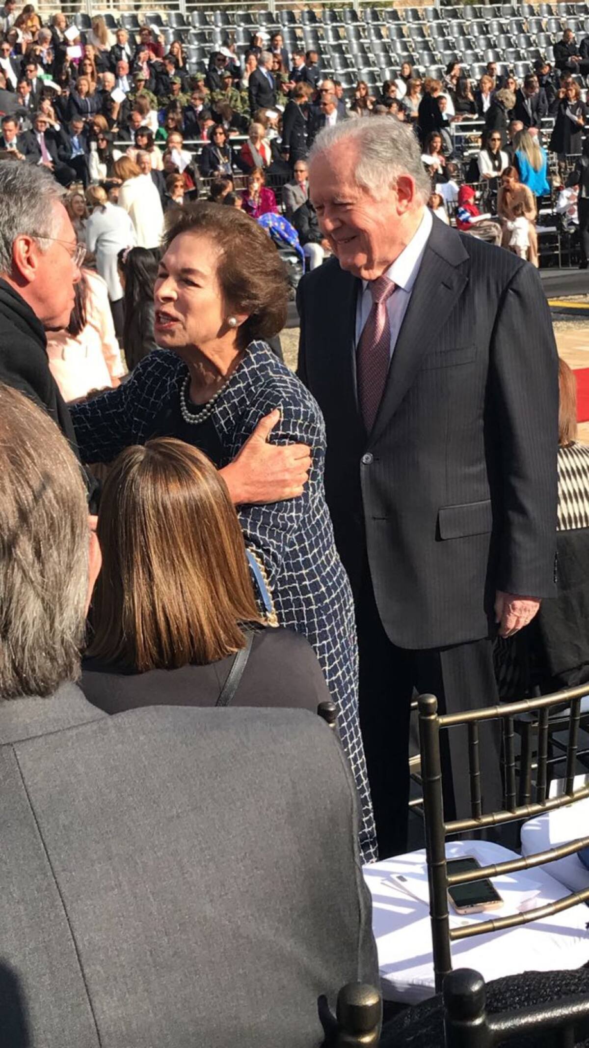 El empresario Luis Carlos Samiento a su llegada a la Plaza de armas de la Casa de Nariño