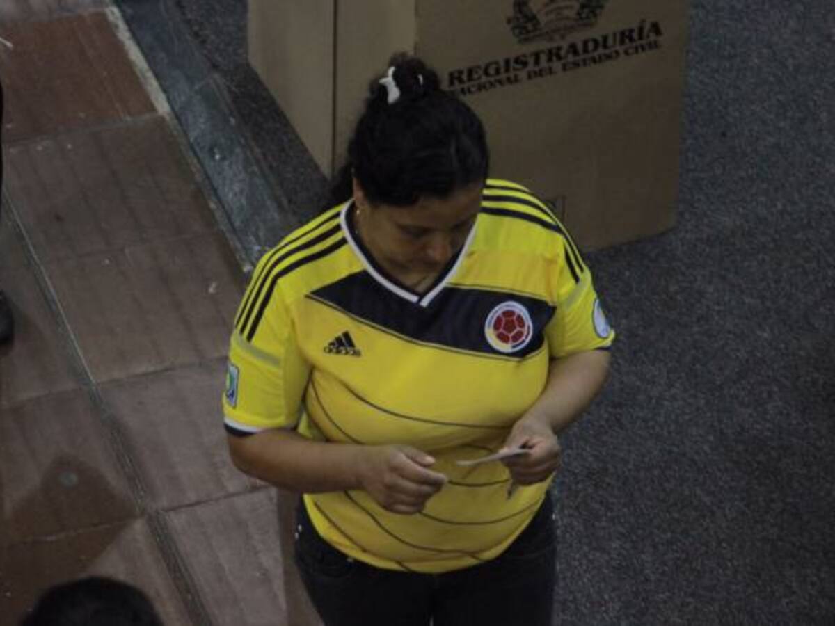 ¡Con la tricolor puesta! Muy patriotas salieron a votar los colombianos