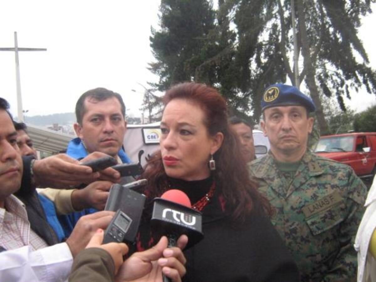 Minsitra de Defensa de Ecuador, Maria Fernanda Espinoza