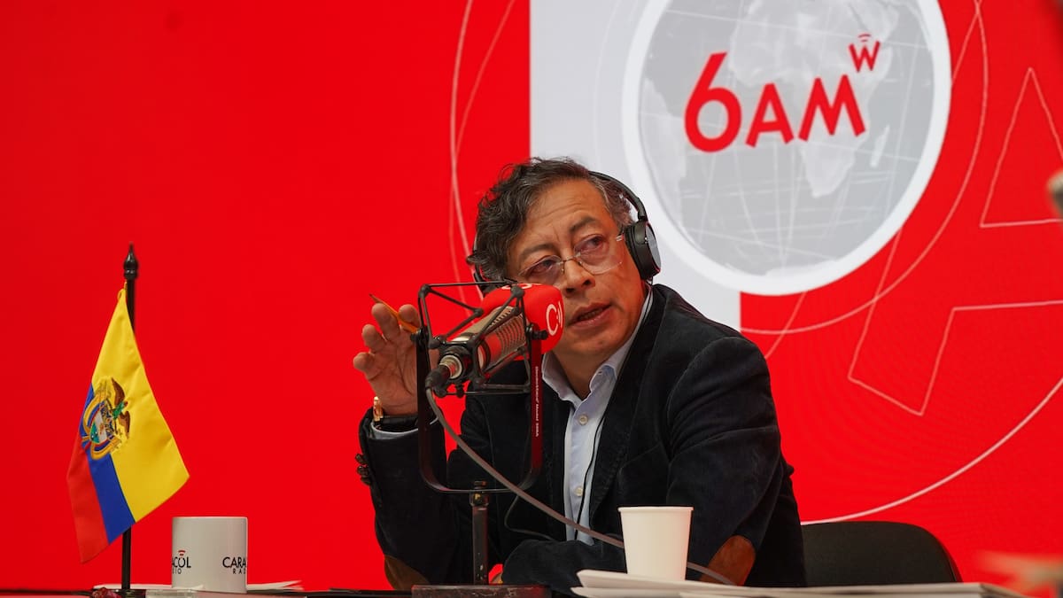 Presidente Gustavo Petro habló en 6AM W