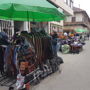 Operativos para recuperar el espacio público en Tunja: administración reitera ofrecimiento de plazas de mercado a vendedores informales