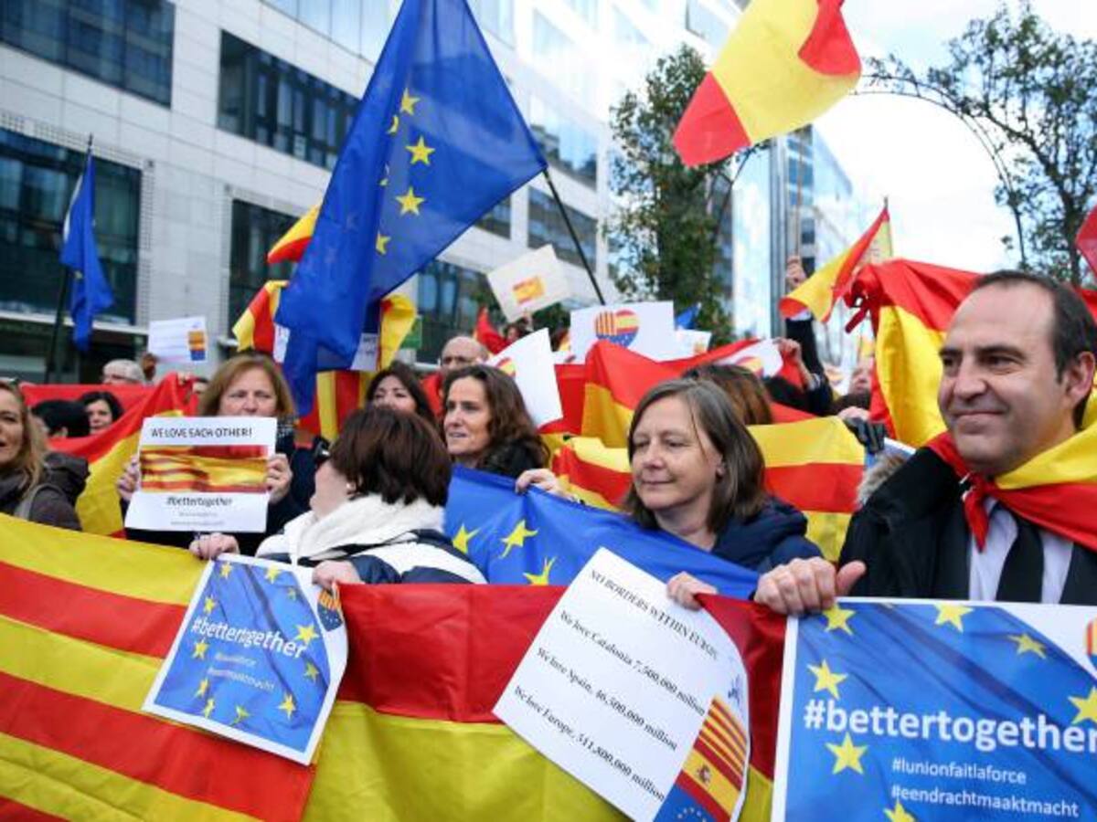 Tribunal Constitucional de España anuló declaración unilateral de independencia de Cataluña