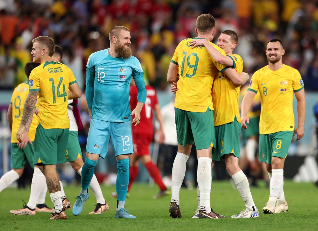 Australia celebra su clasificación a los octavos de final del Mundial (Photo by Dean Mouhtaropoulos/Getty Images)