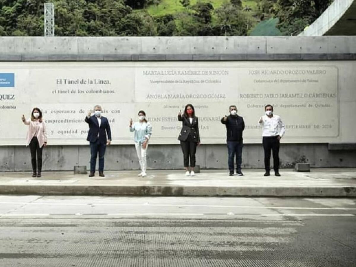 Piden retirar placa con el nombre del presidente Duque en Túnel de la Línea