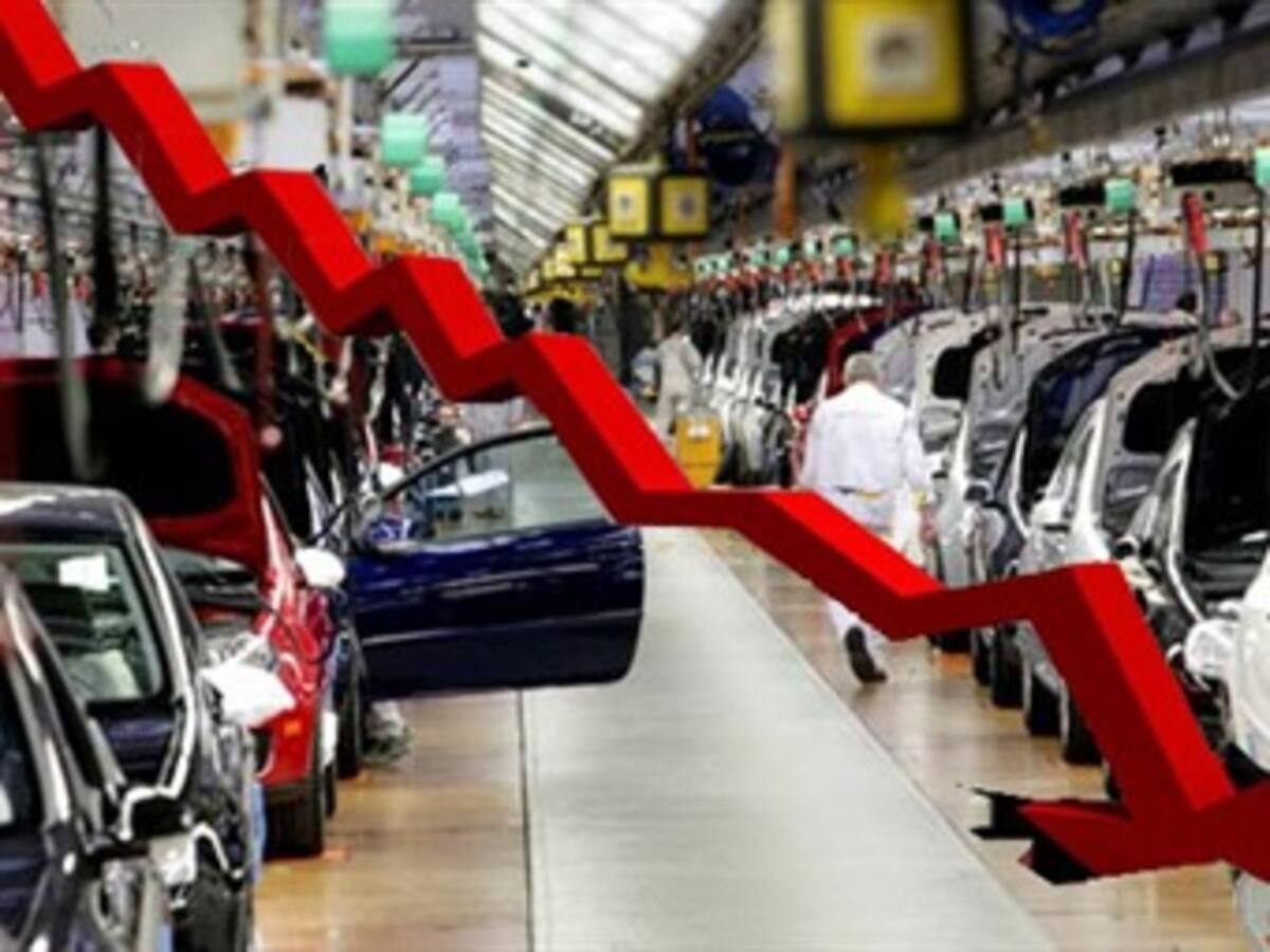 Se acentúa desastre industrial. En febrero la producción cayó 12,8%