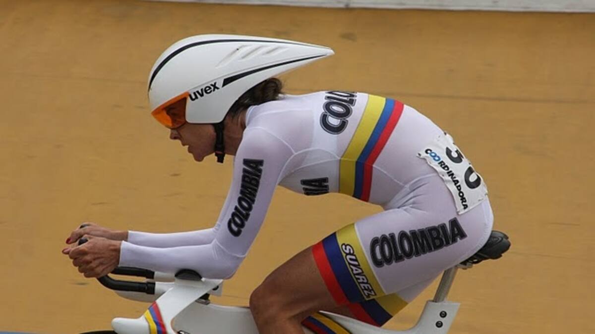 Héctor Roncón de La Luciérnaga ¿Cuál es el record de patadas en la cabeza?