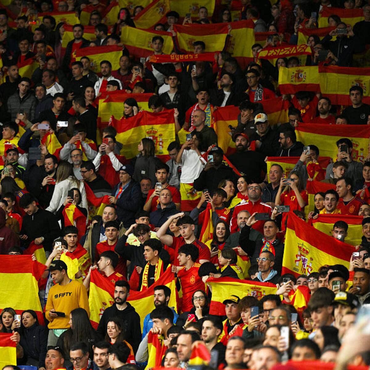 El Espanyol condena el racismo del España-Egipto y defiende a su afición