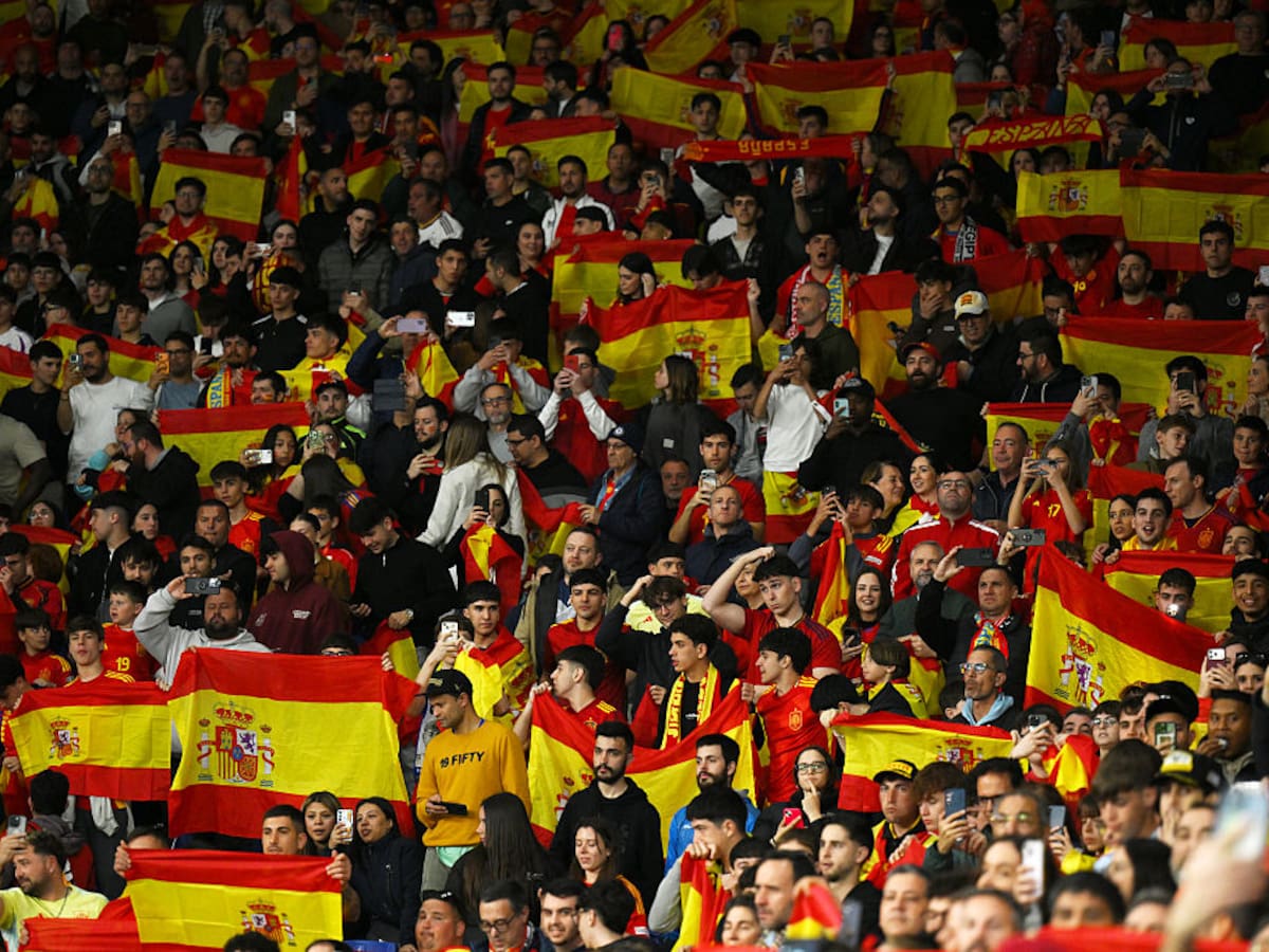 El Espanyol condena el racismo del España-Egipto y defiende a su afición