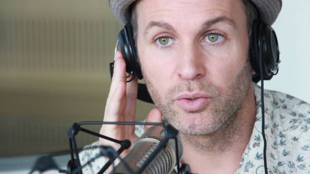 Una Serenata Al Oído con Axel.