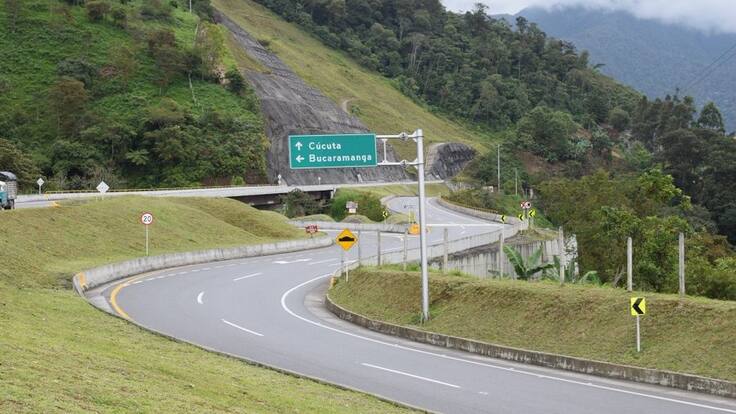 Carlos Pieschacón, veedor en Santander.