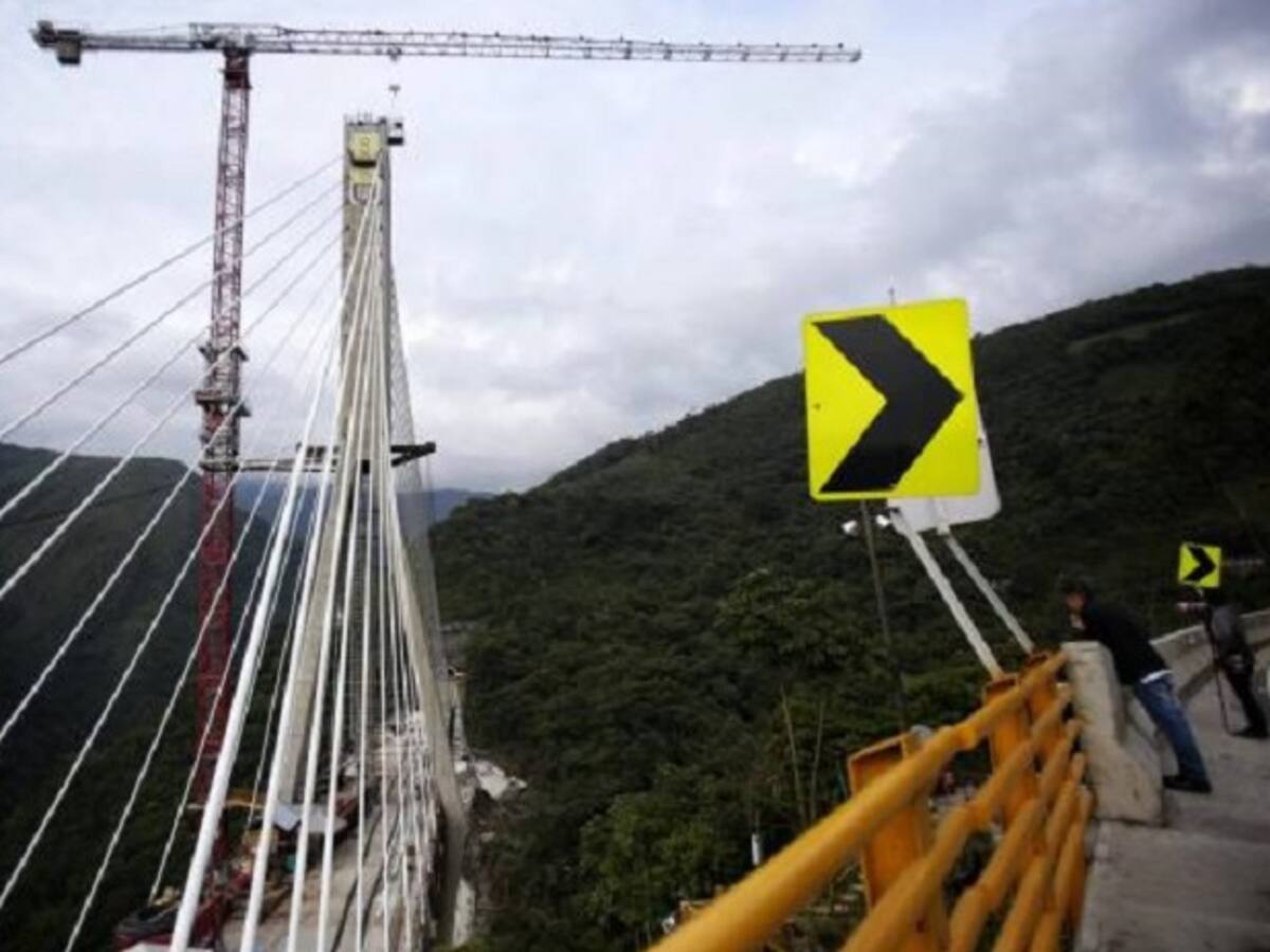 Gobernadora y alcalde rechazan cierre de vía Bogotá – Villavicencio