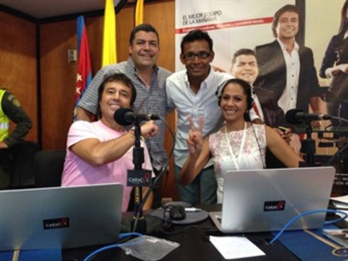 Joven samario ganó Premio Simón Bolívar por crónica radial