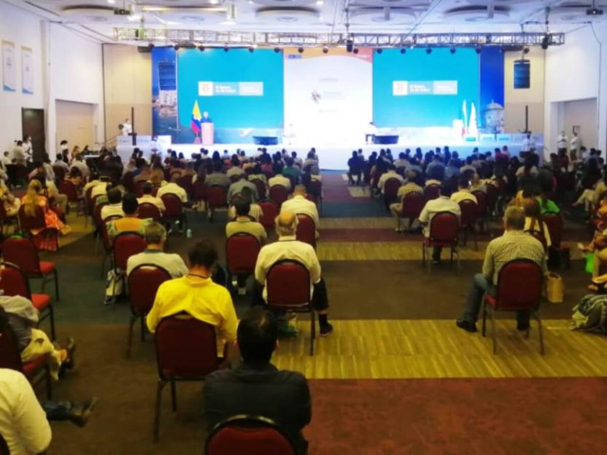 Duque busca mantener descuento a sobretasa de energía para hoteleros