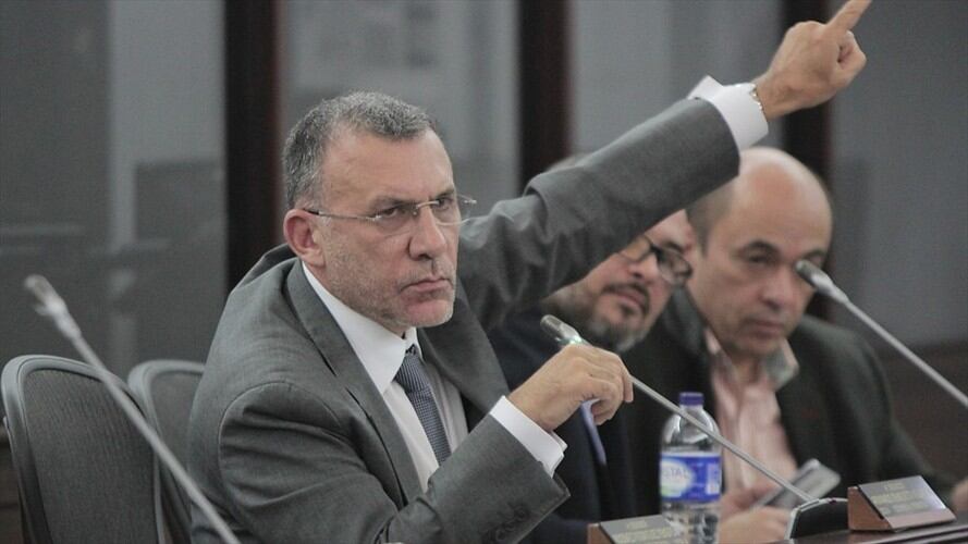 Roy Barreras también nombró los pasos a seguir para que la Ley de procedimiento de la JEP siga su curso. Foto: Colprensa